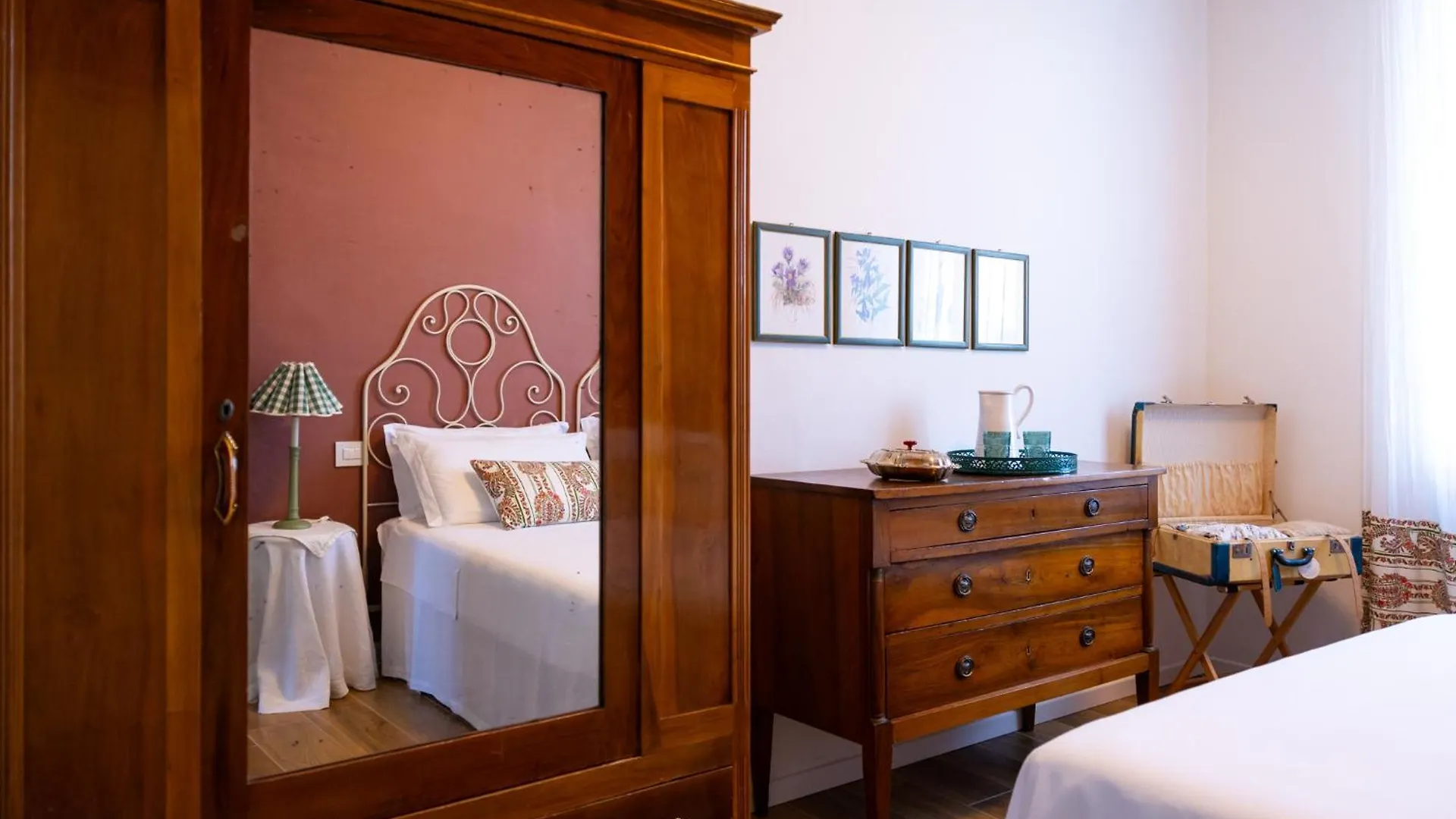Poderi La Rocchetta Luxury Villa On The Hills Of Lake Garda San Felice del Benaco Italia