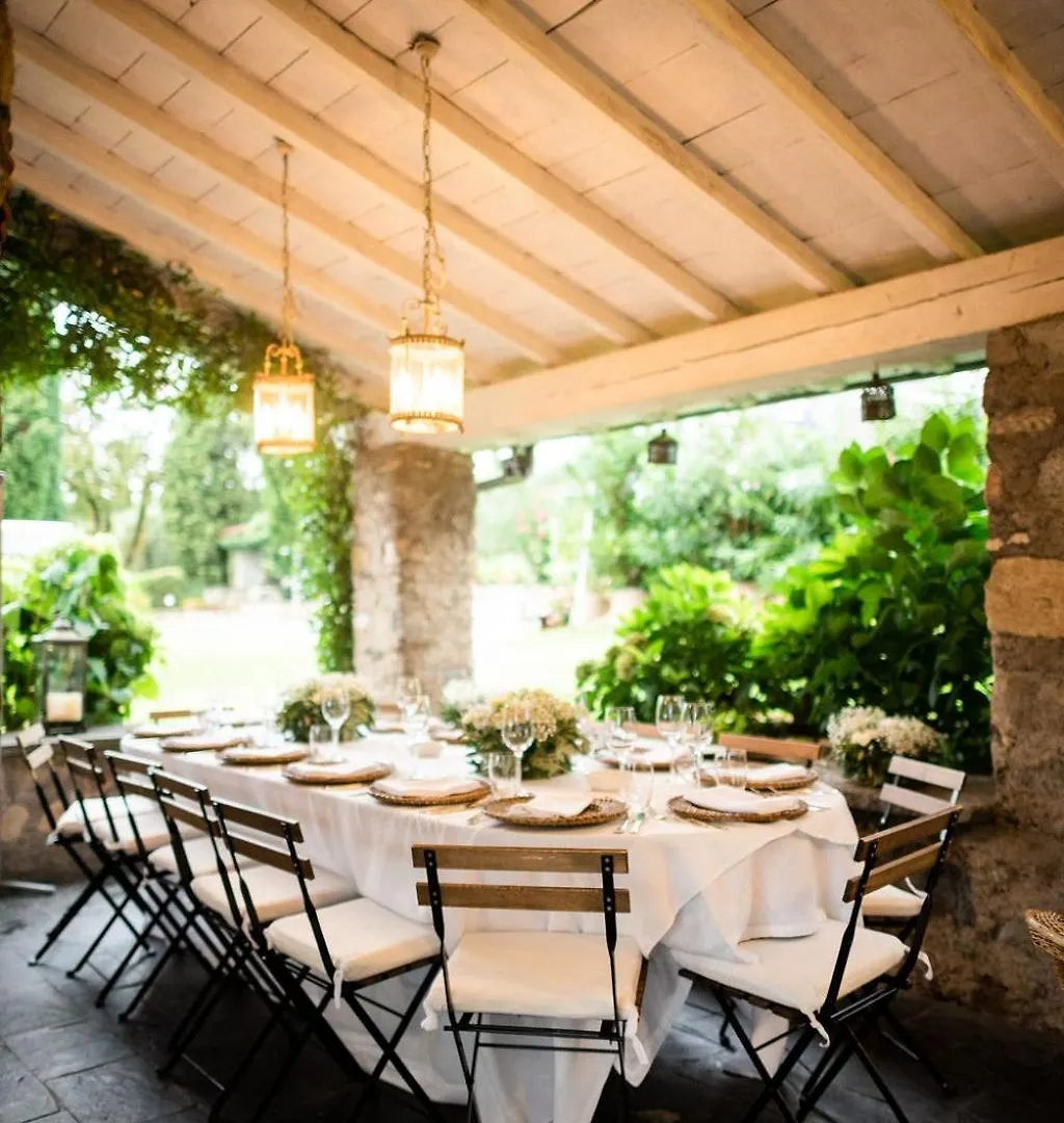 בית נופש סן פליס דל בנאקו Poderi La Rocchetta Luxury Villa On The Hills Of Lake Garda איטליה