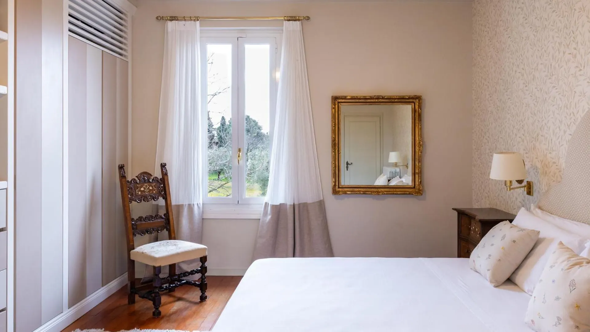 סן פליס דל בנאקו Poderi La Rocchetta Luxury Villa On The Hills Of Lake Garda בית נופש סן פליס דל בנאקו