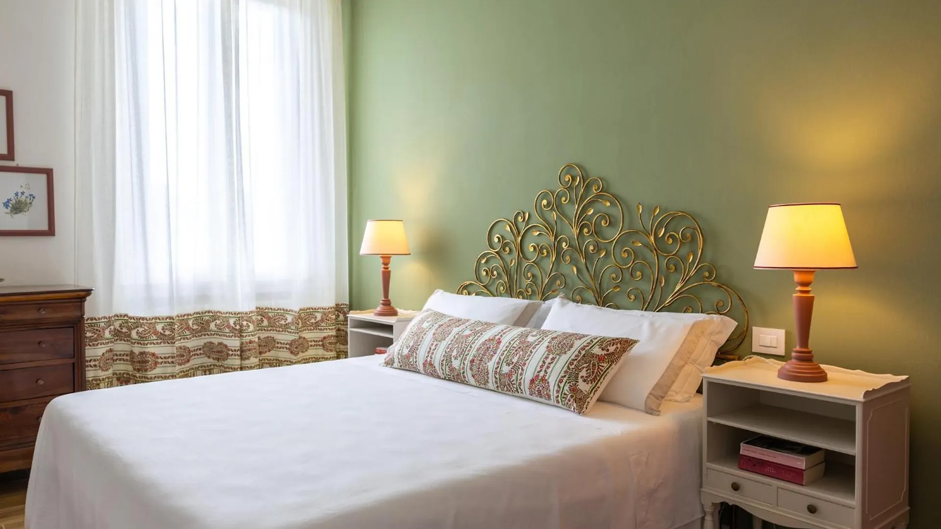 סן פליס דל בנאקו Poderi La Rocchetta Luxury Villa On The Hills Of Lake Garda בית נופש סן פליס דל בנאקו